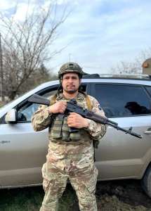 З глибоким сумом та невимовним болем у серці повідомляємо про загибель мужнього Захисника України — Ткачука Руслана Анатолійовича